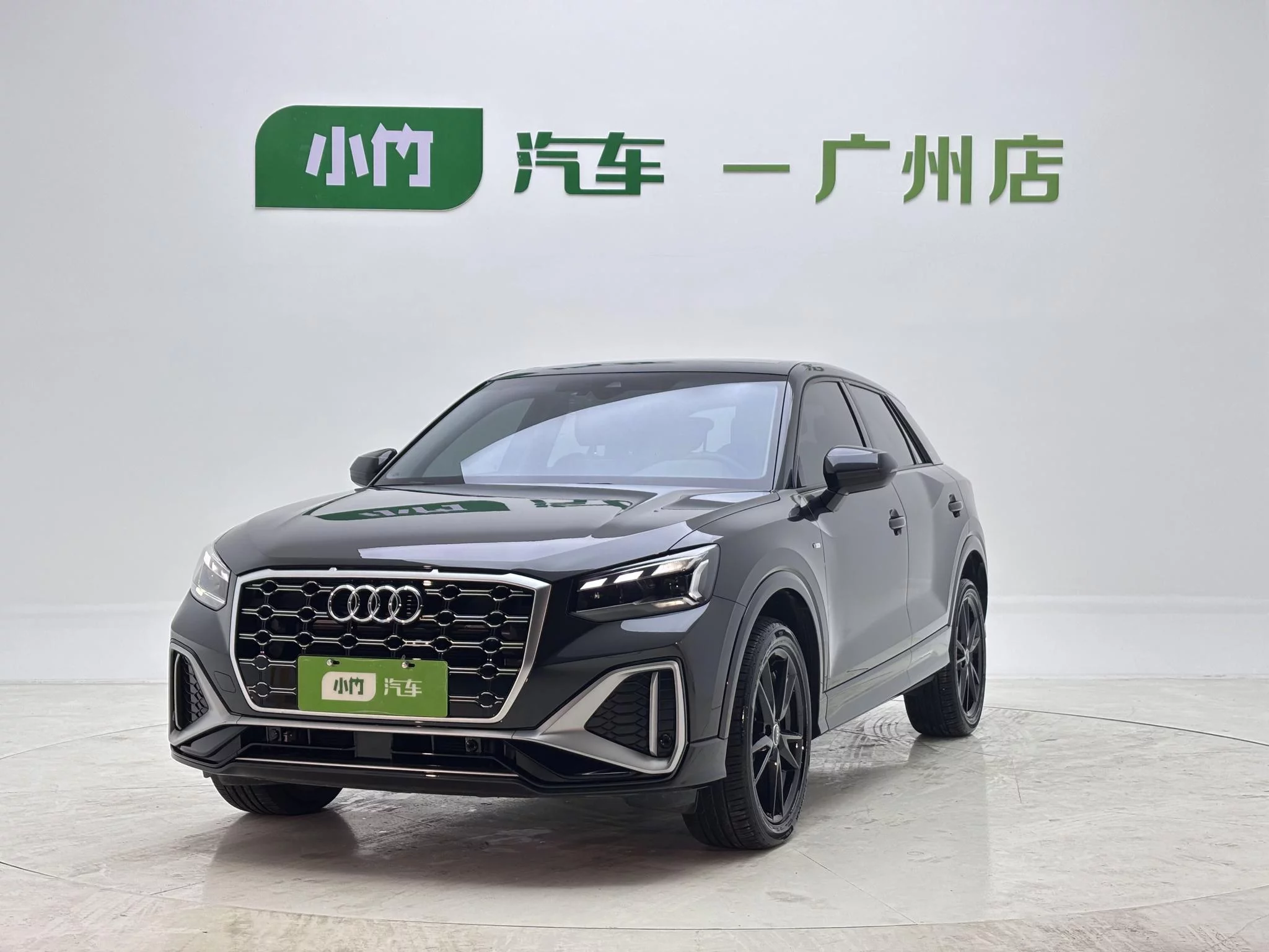 Audi Q2L