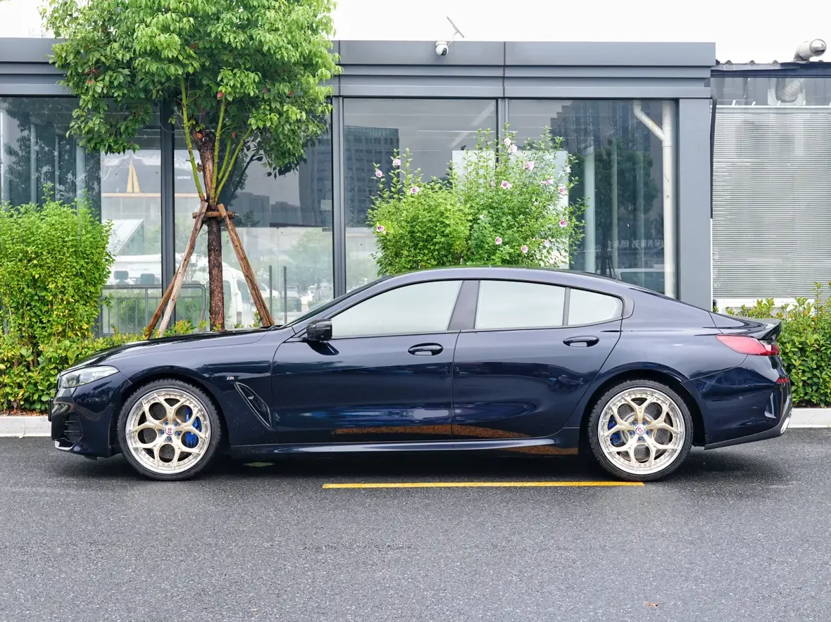 BMW 8 Series