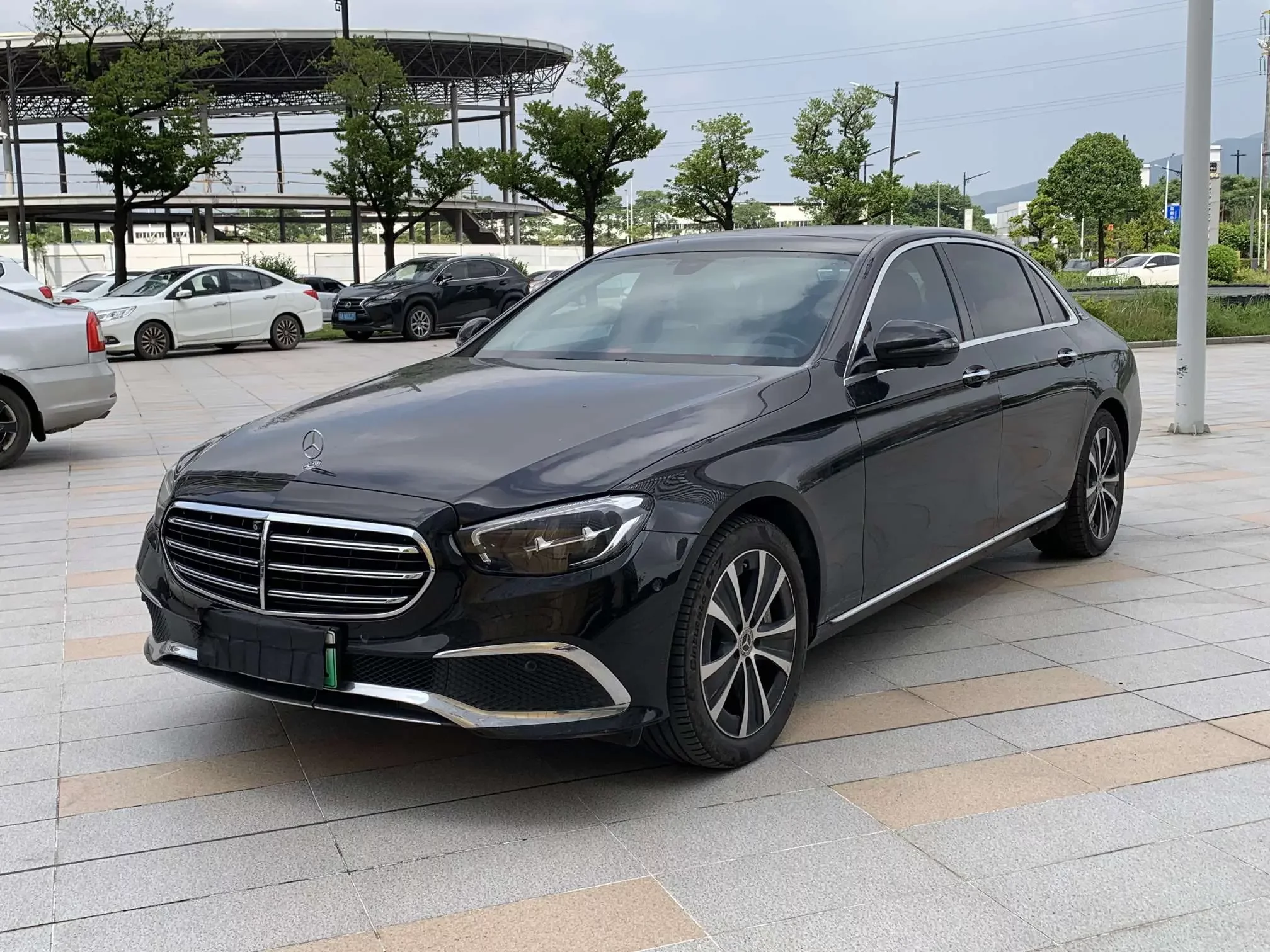 MERCEDES-BENZ E-CLASS PHEV