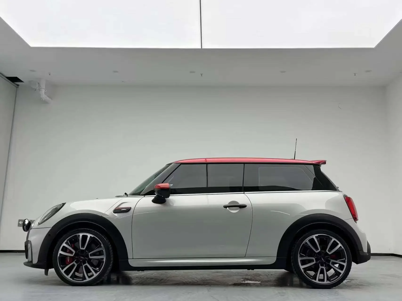 MINI JCW