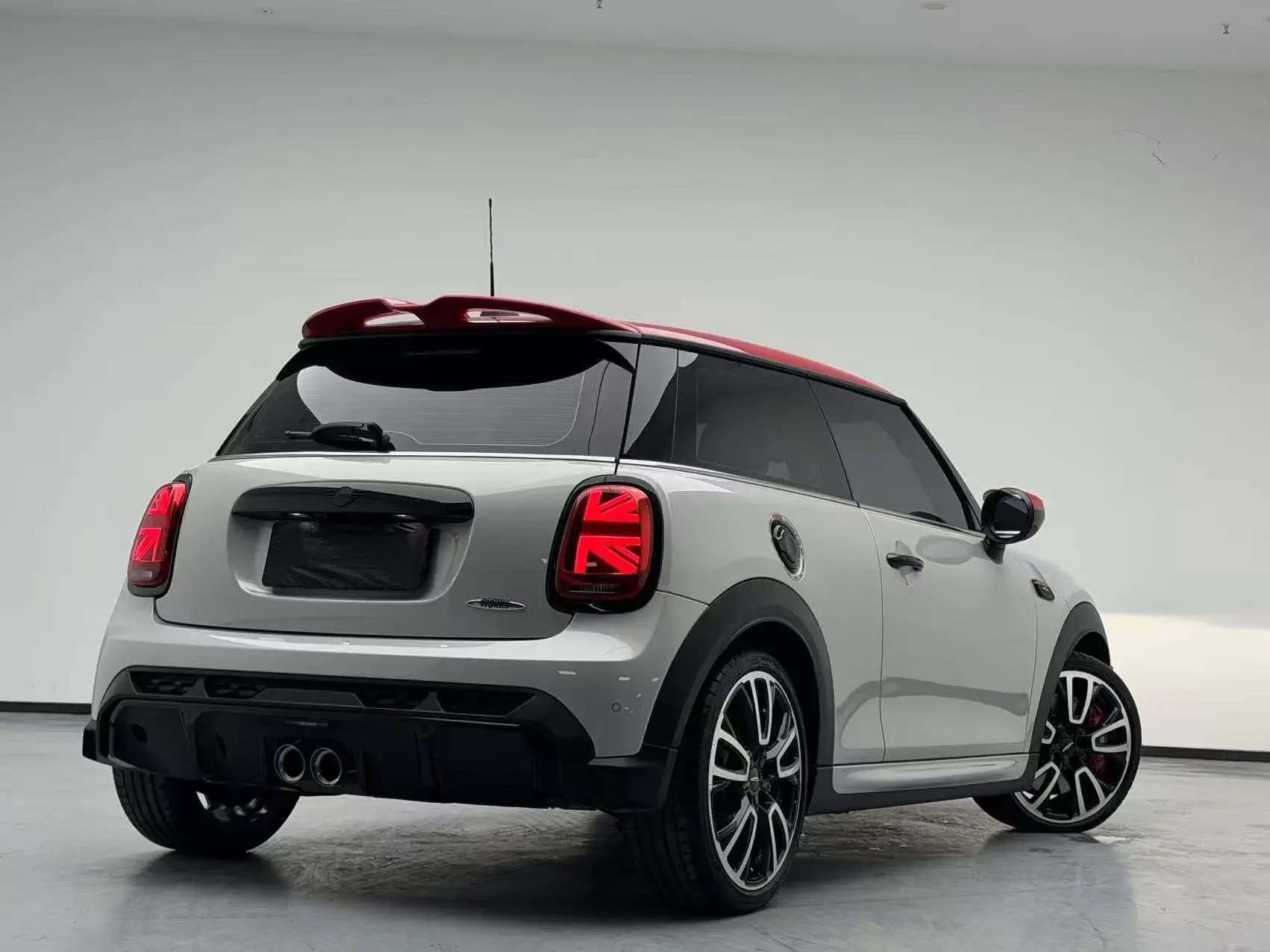 MINI JCW