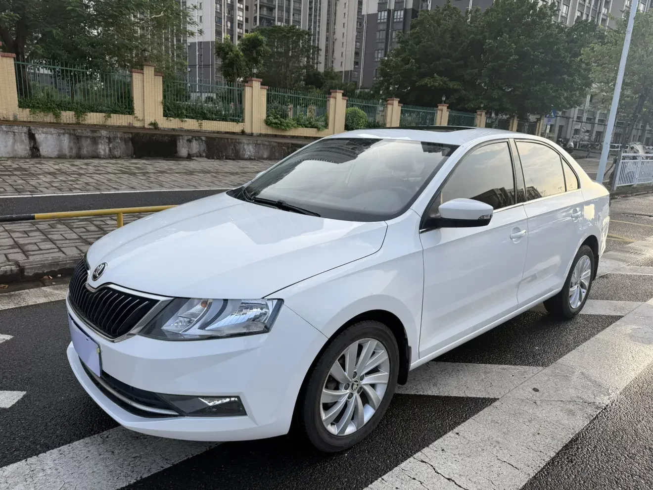 Skoda Xin Rui  из Китая