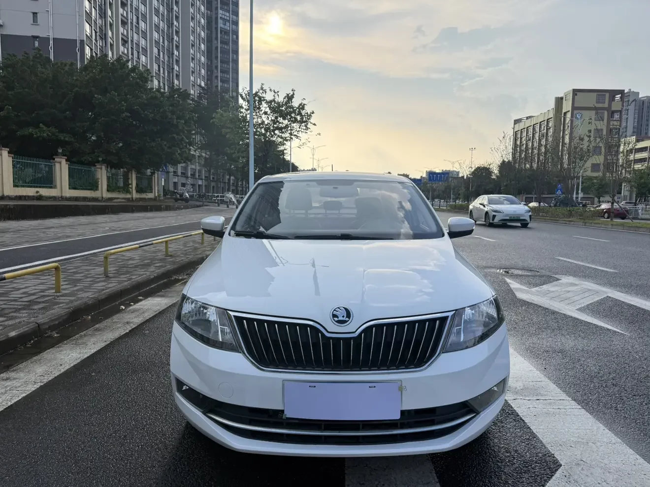 Skoda Xin Rui  из Китая