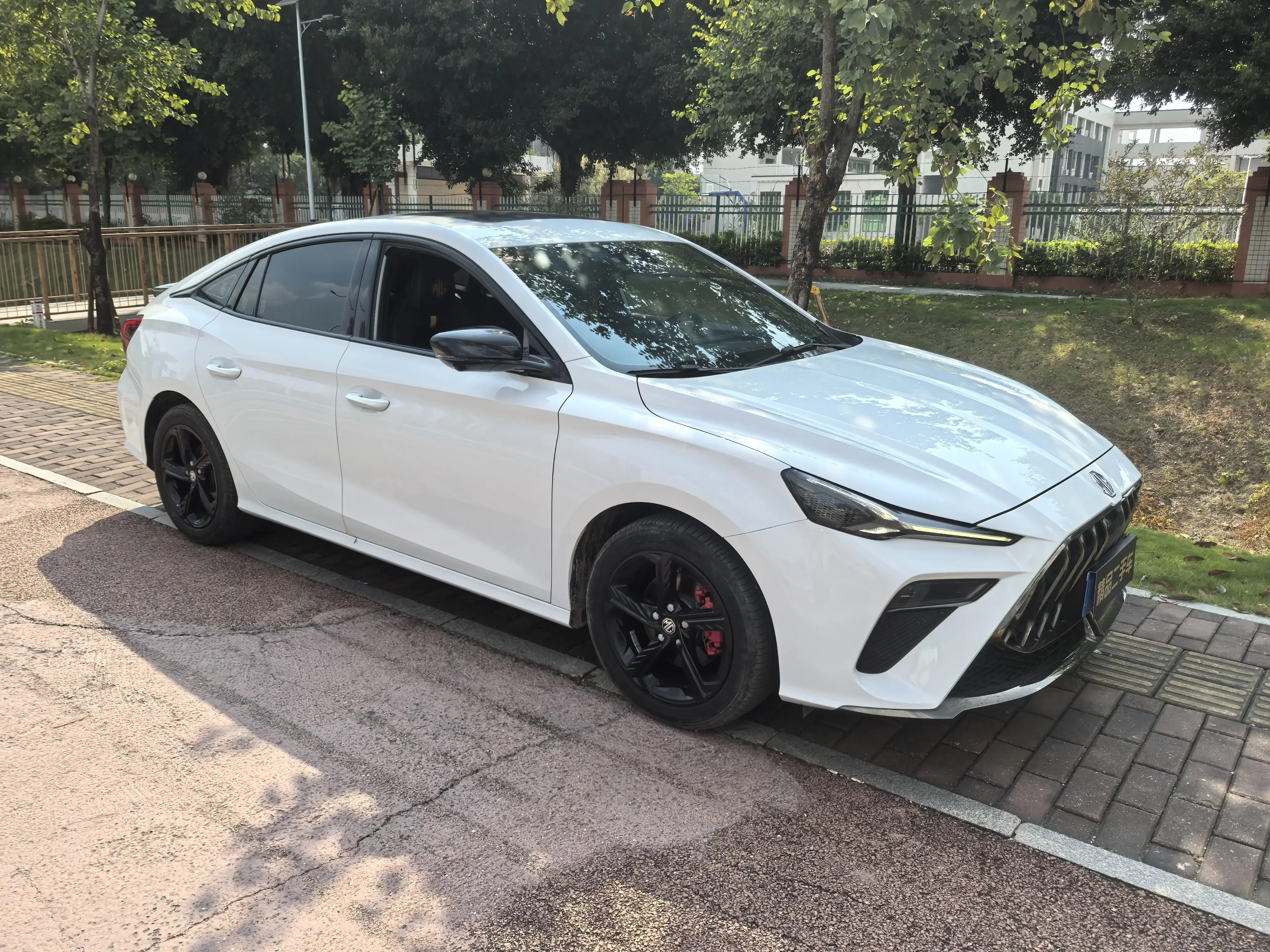 MG 5 Scorpio