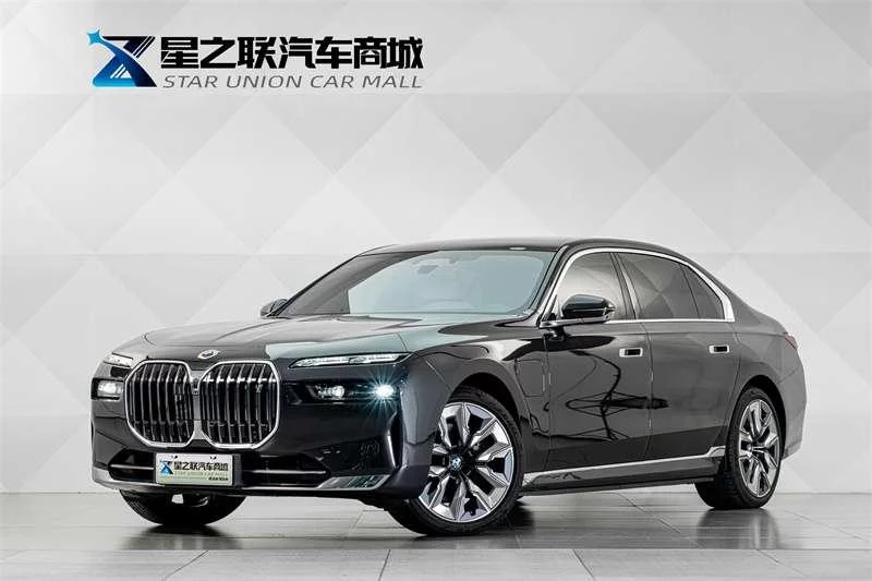 BMW I7