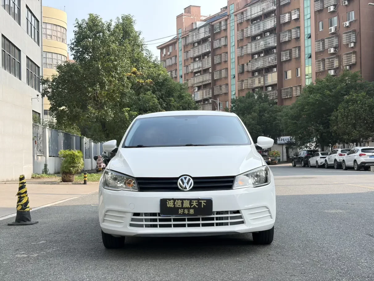 Volkswagen Jetta  из Китая