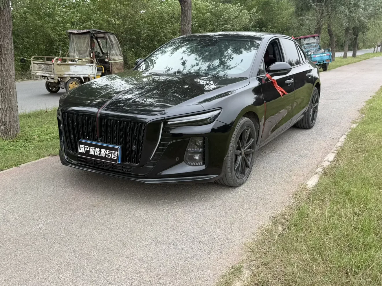 Hongqi H5