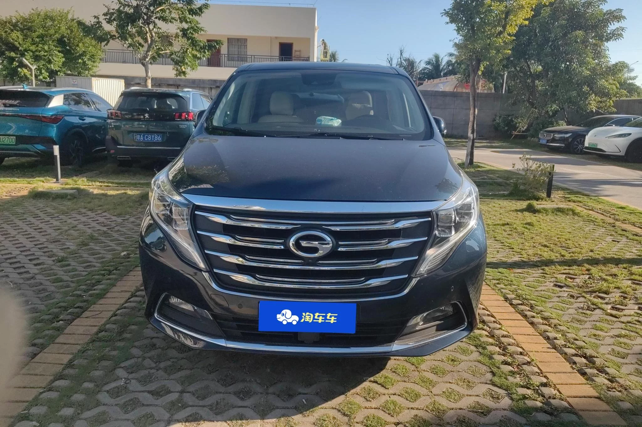GAC Trumpchi M8