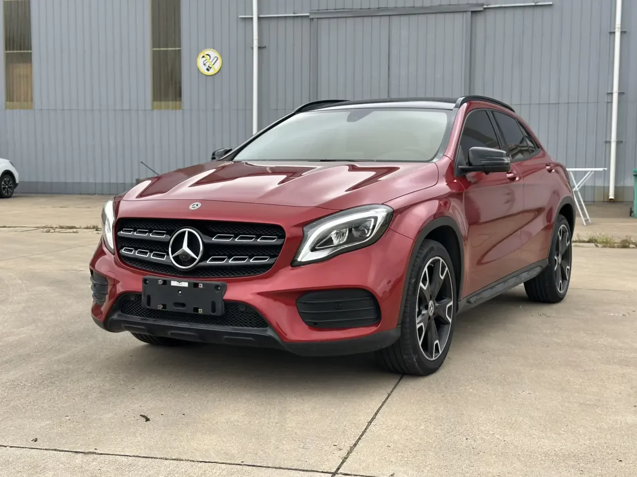 Mercedes-Benz GLA