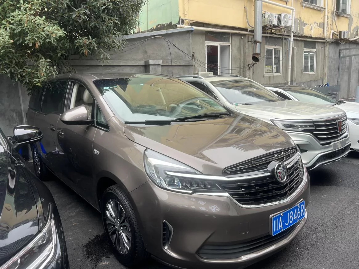 Buick GL8