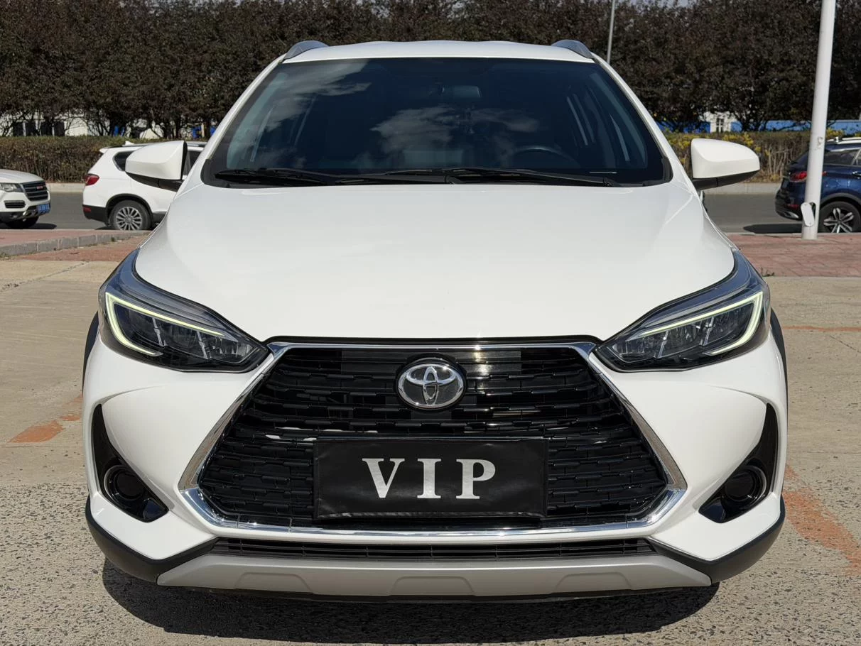 Toyota Yaris L