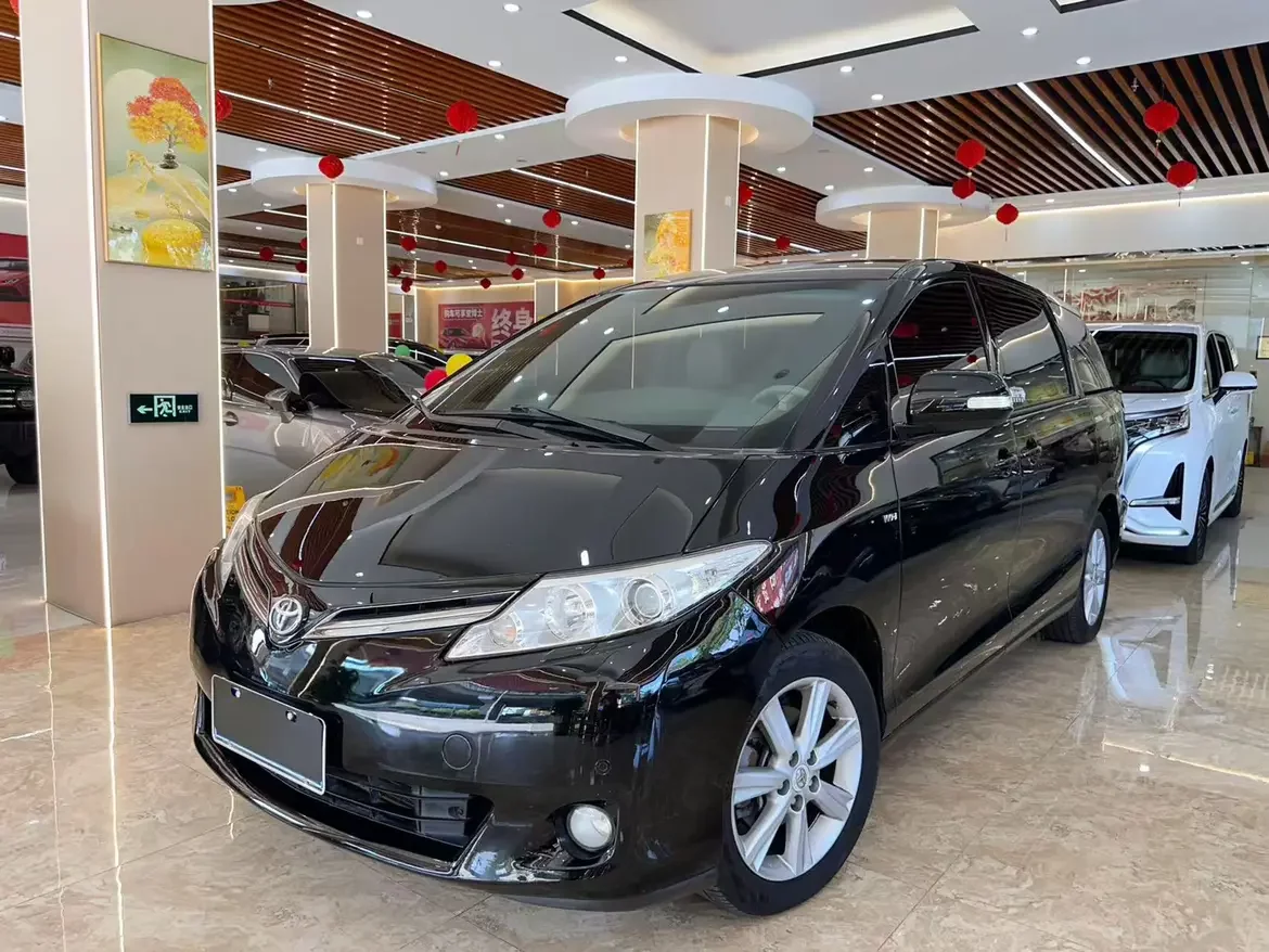 Toyota Previa  из Китая