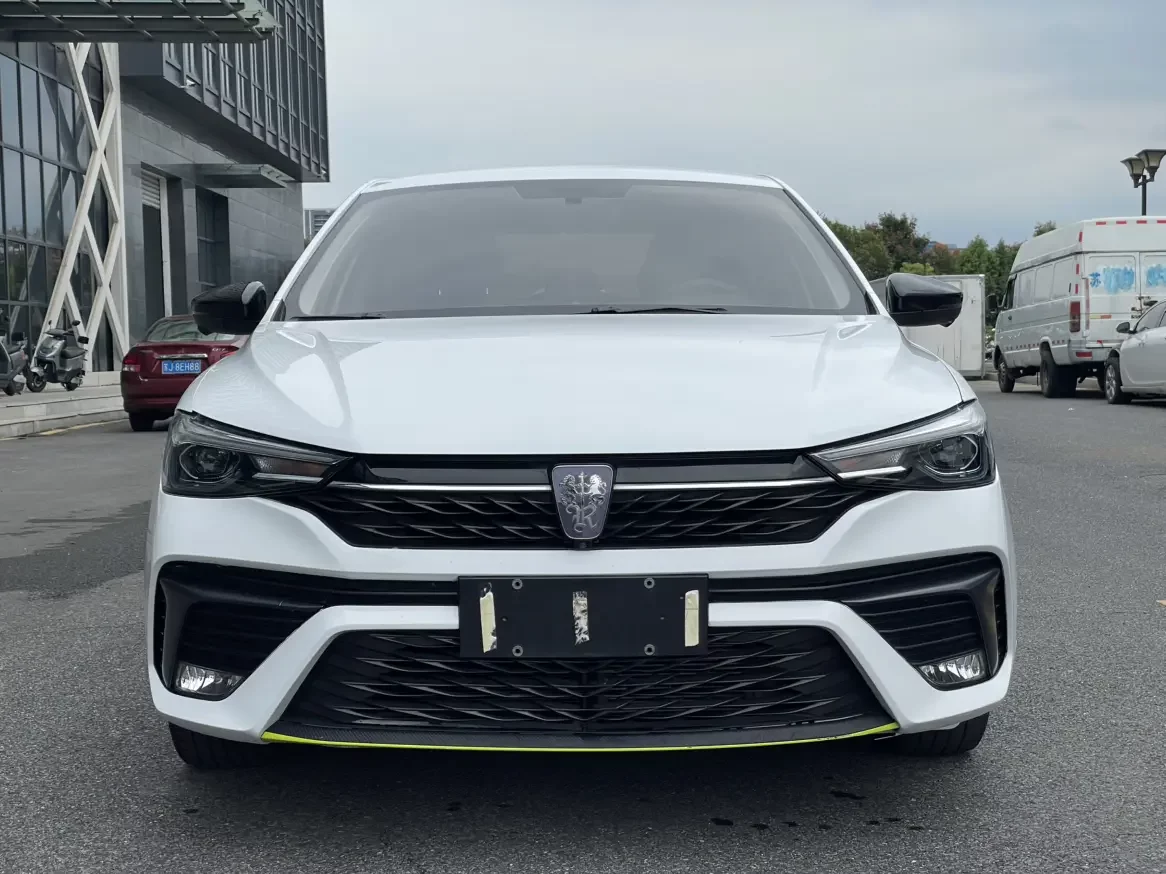 Roewe i5