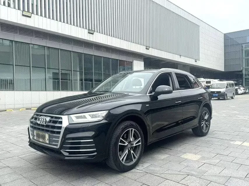 Audi Q5L  из Китая