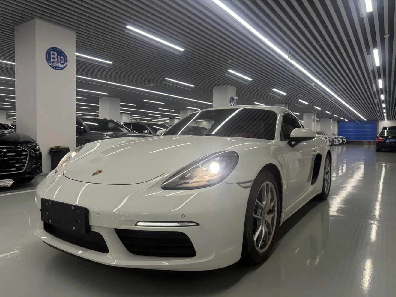 Porsche 718