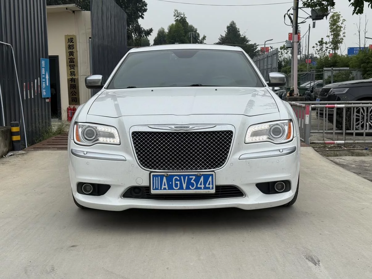 Chrysler 300C  из Китая