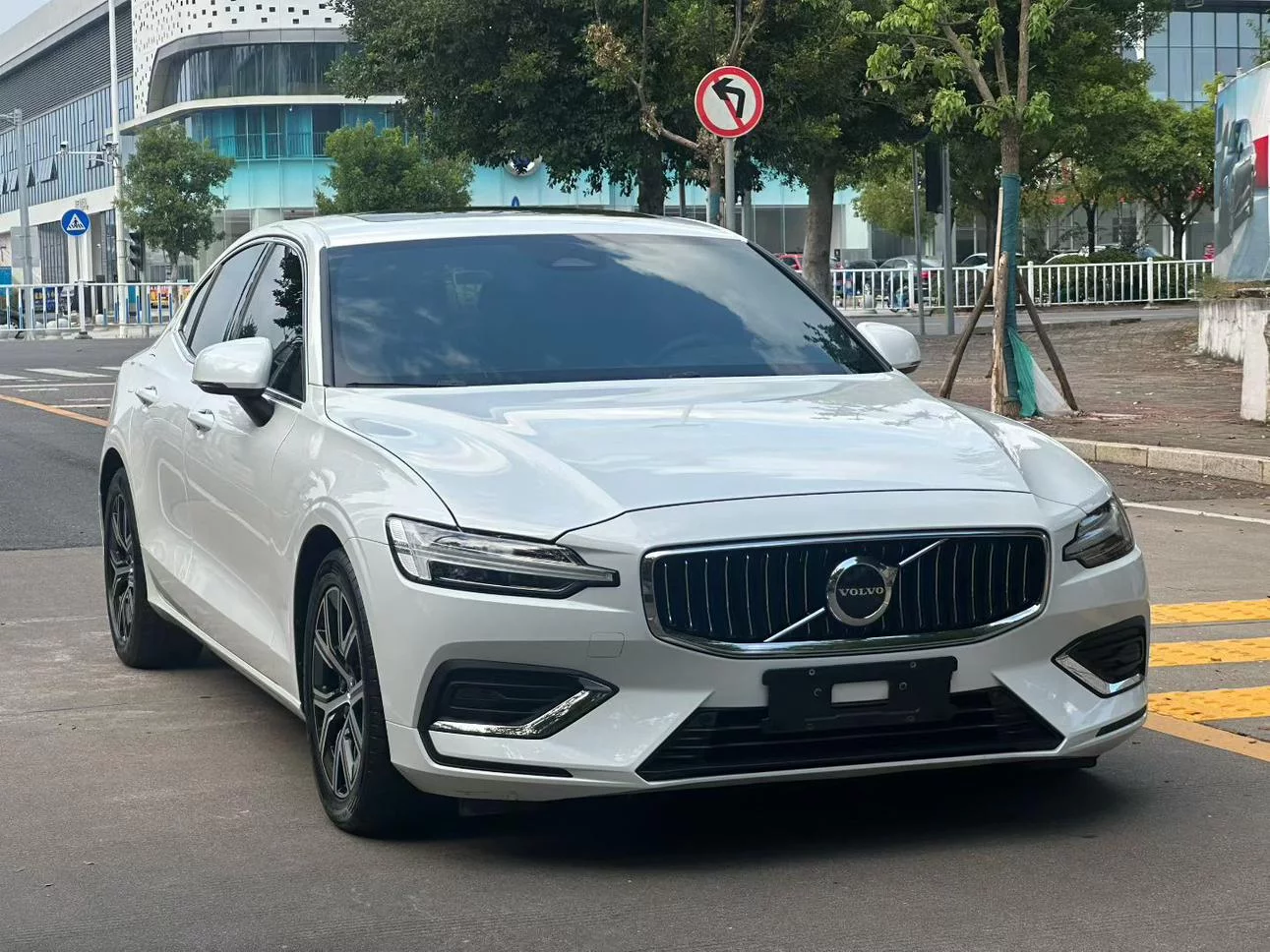 Volvo S60