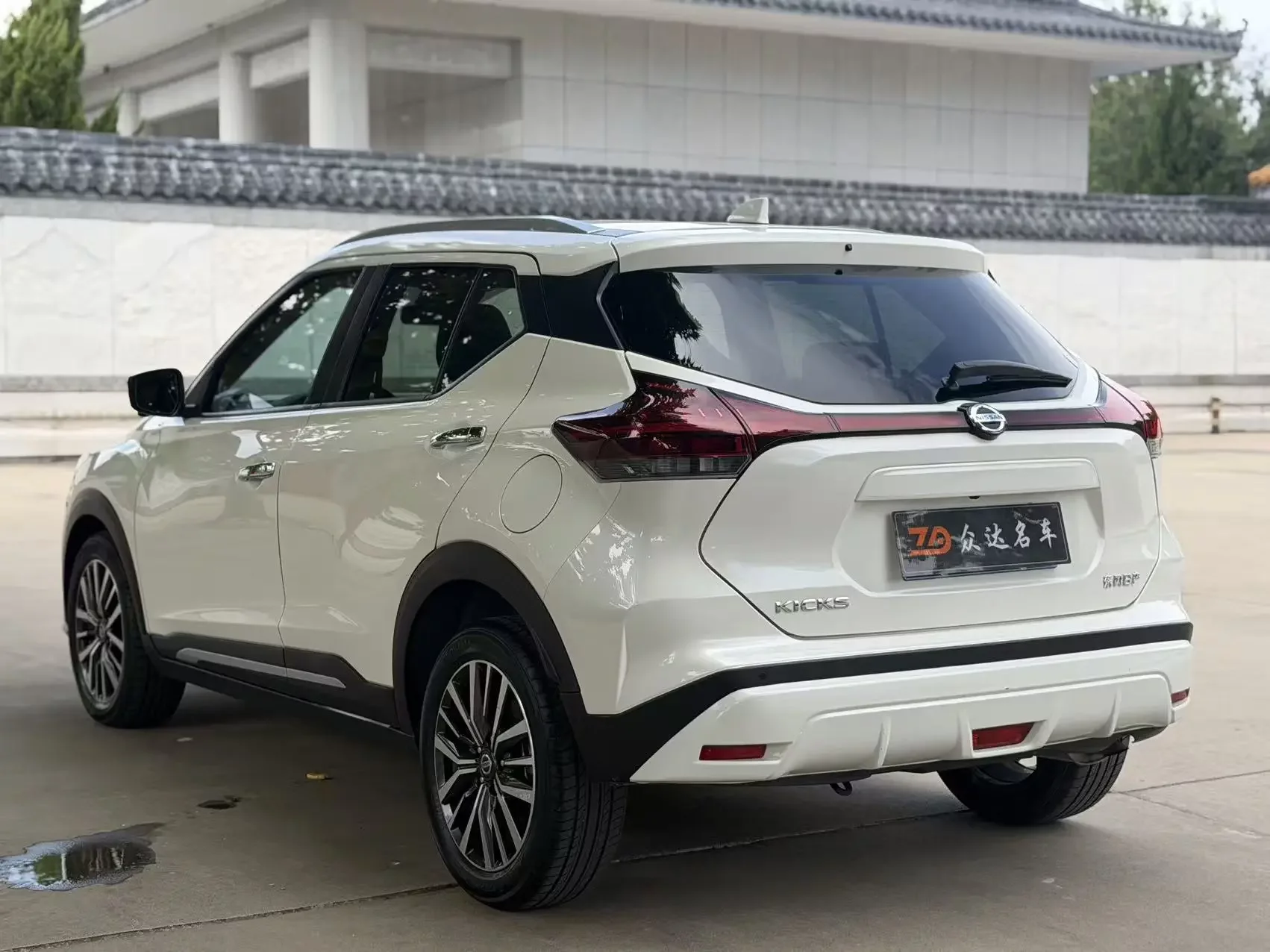 Nissan Jinke