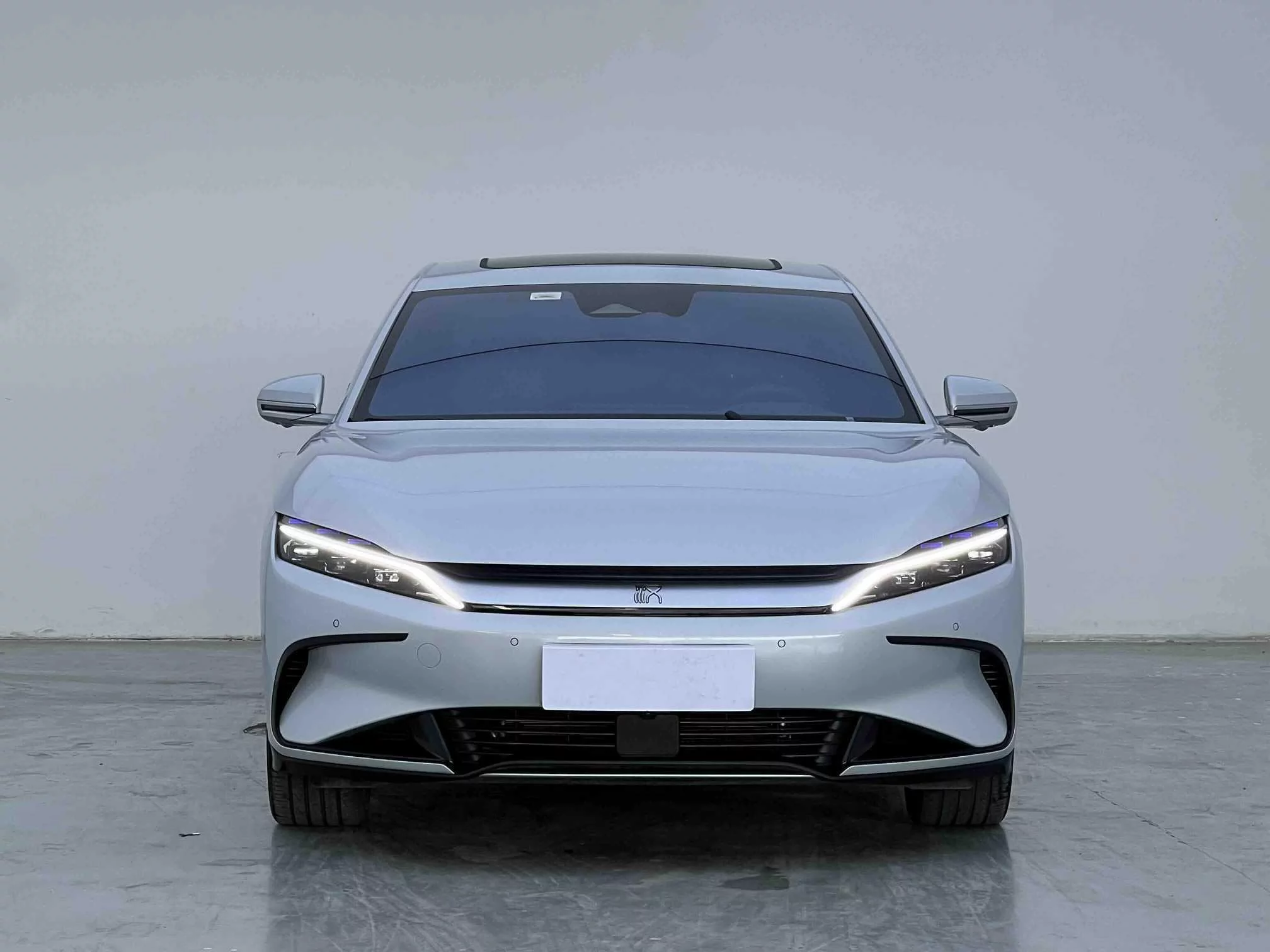 BYD Han EV