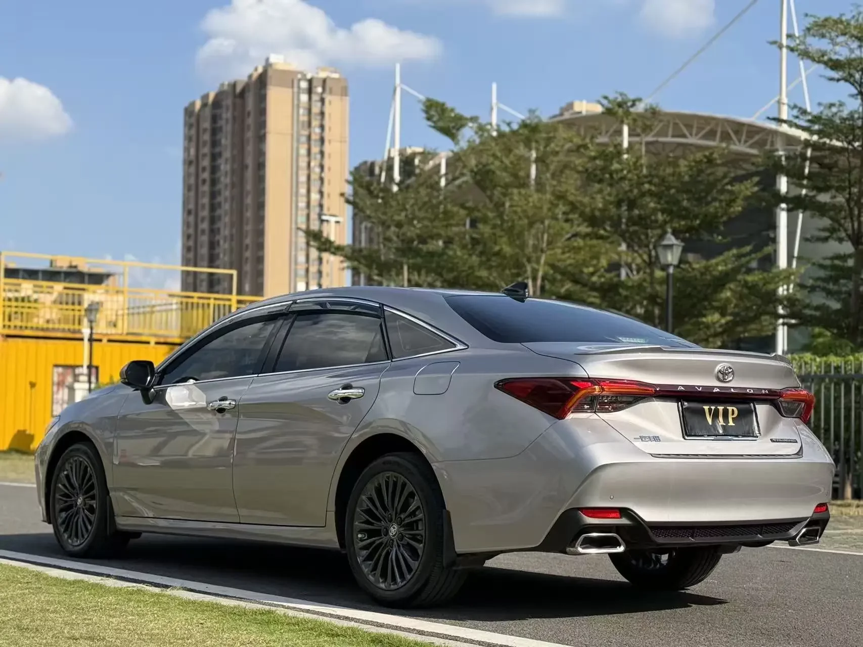 Toyota Avalon