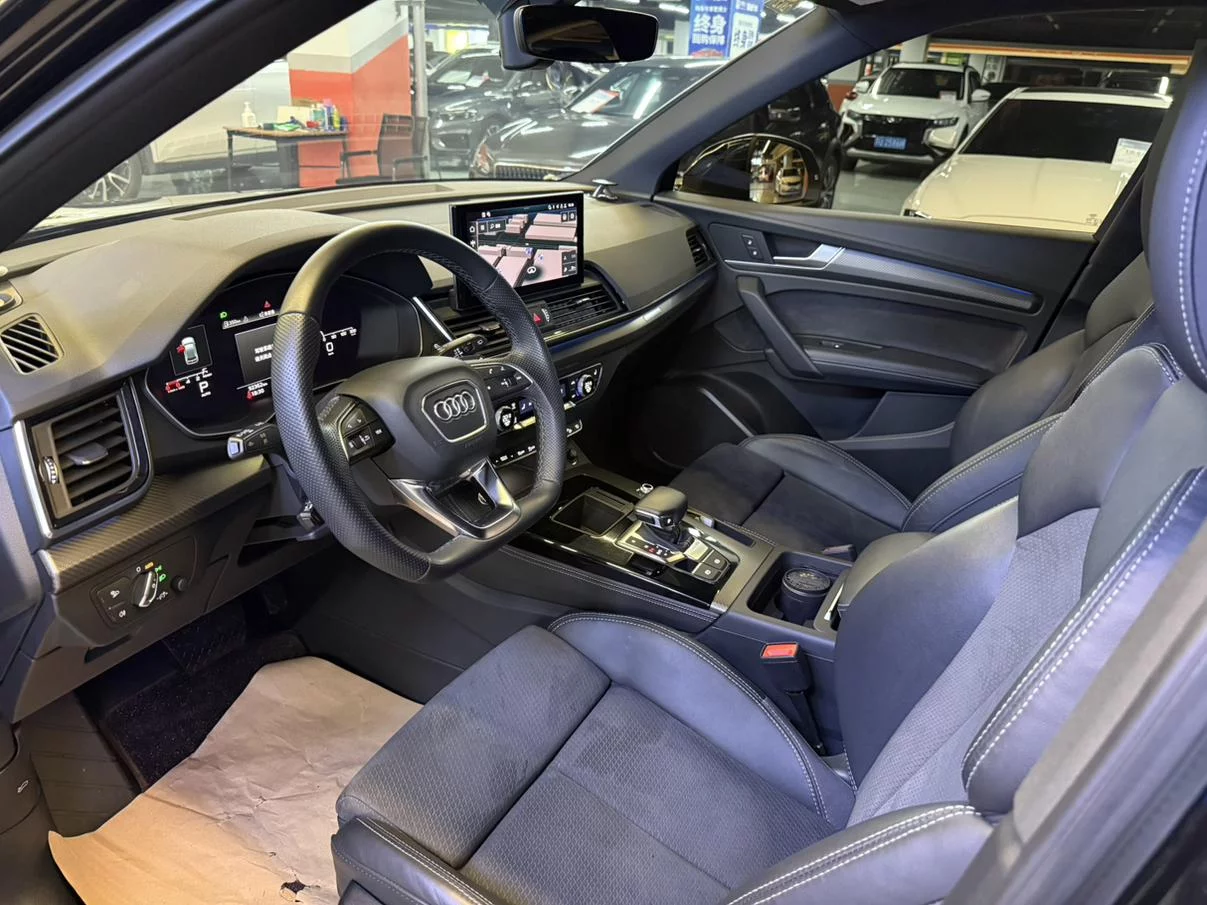 Audi Q5L Sportback