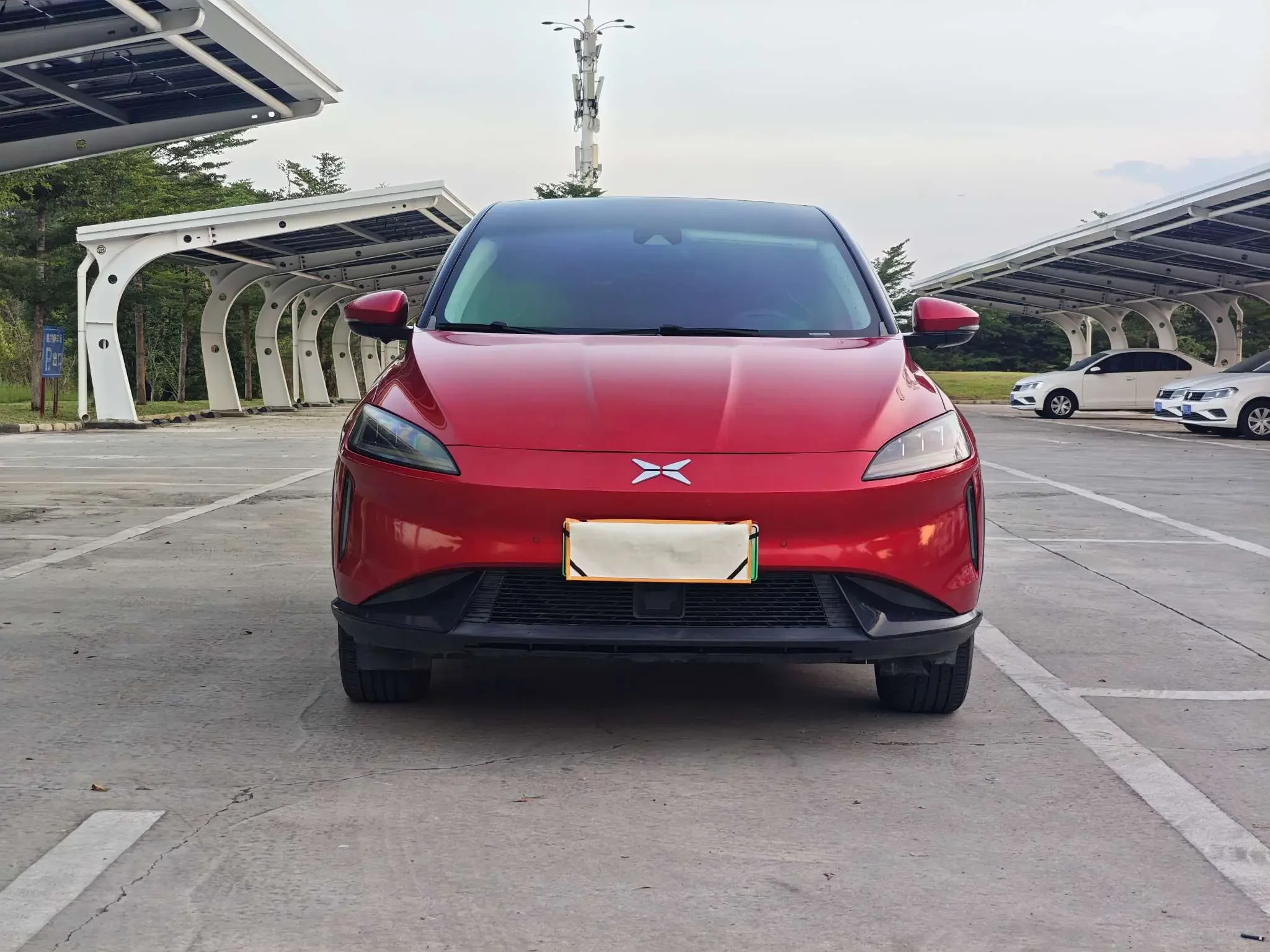 XPeng G3  из Китая