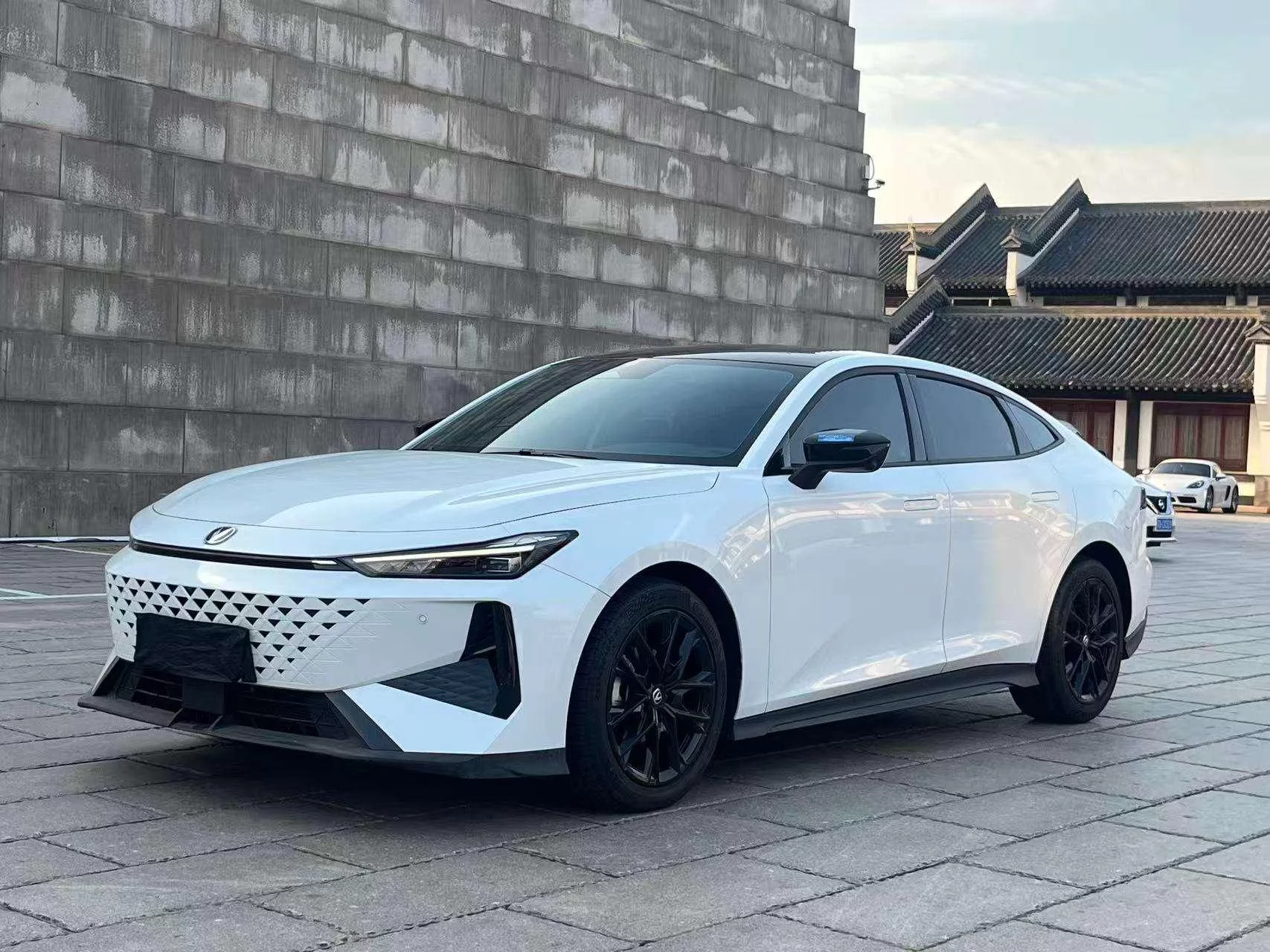 Changan UNI-V
