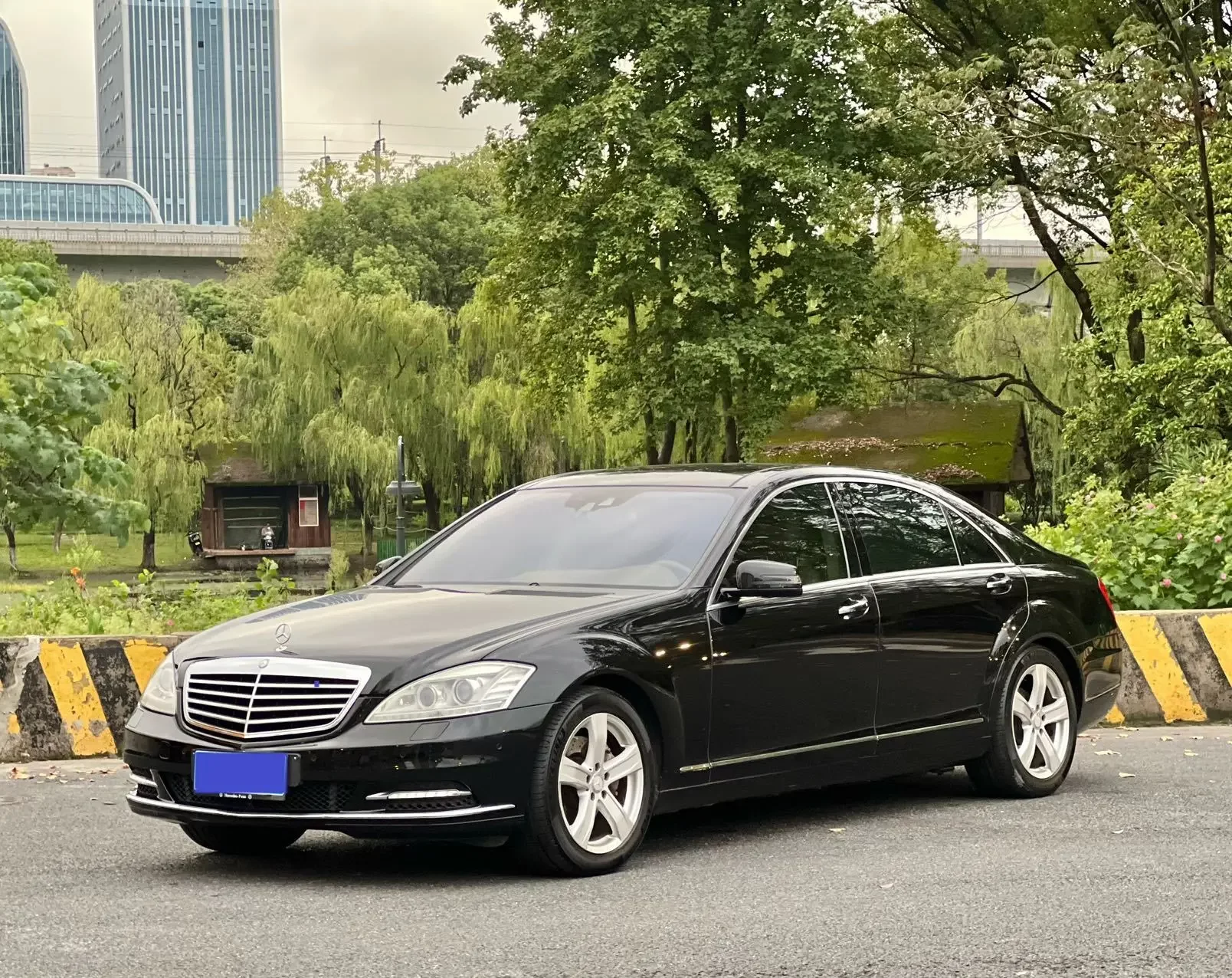 Mercedes-Benz S Class  из Китая
