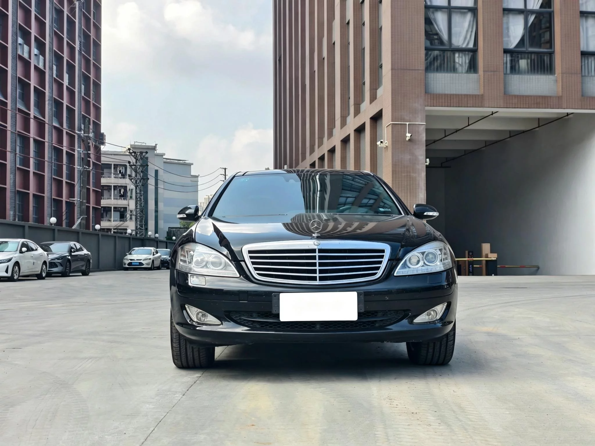 Mercedes-Benz S Class  из Китая