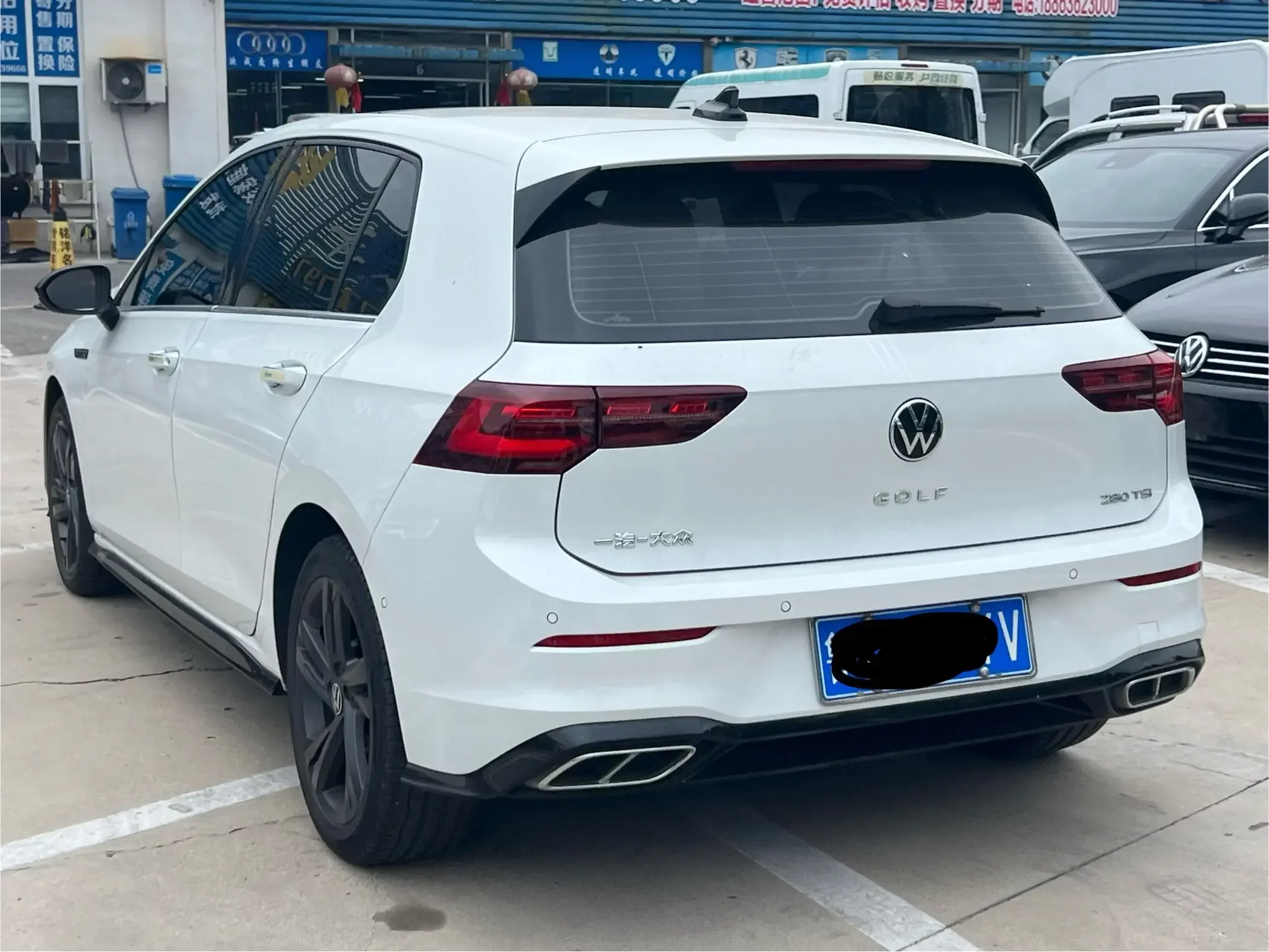 Volkswagen Golf