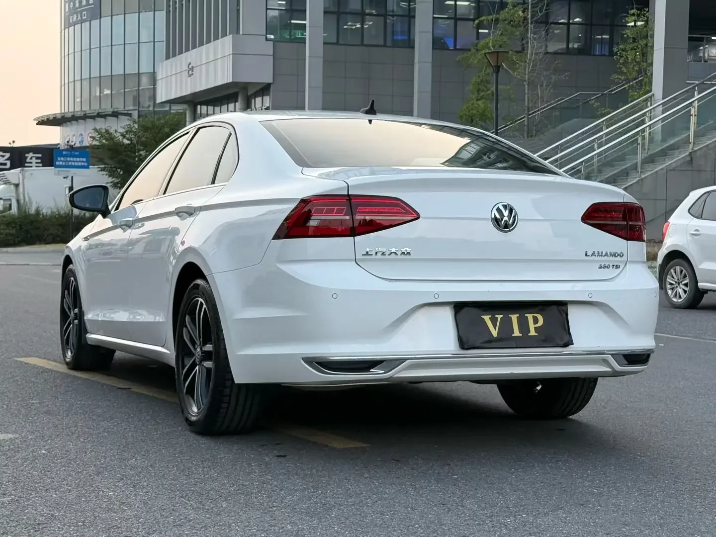 Volkswagen Lamando