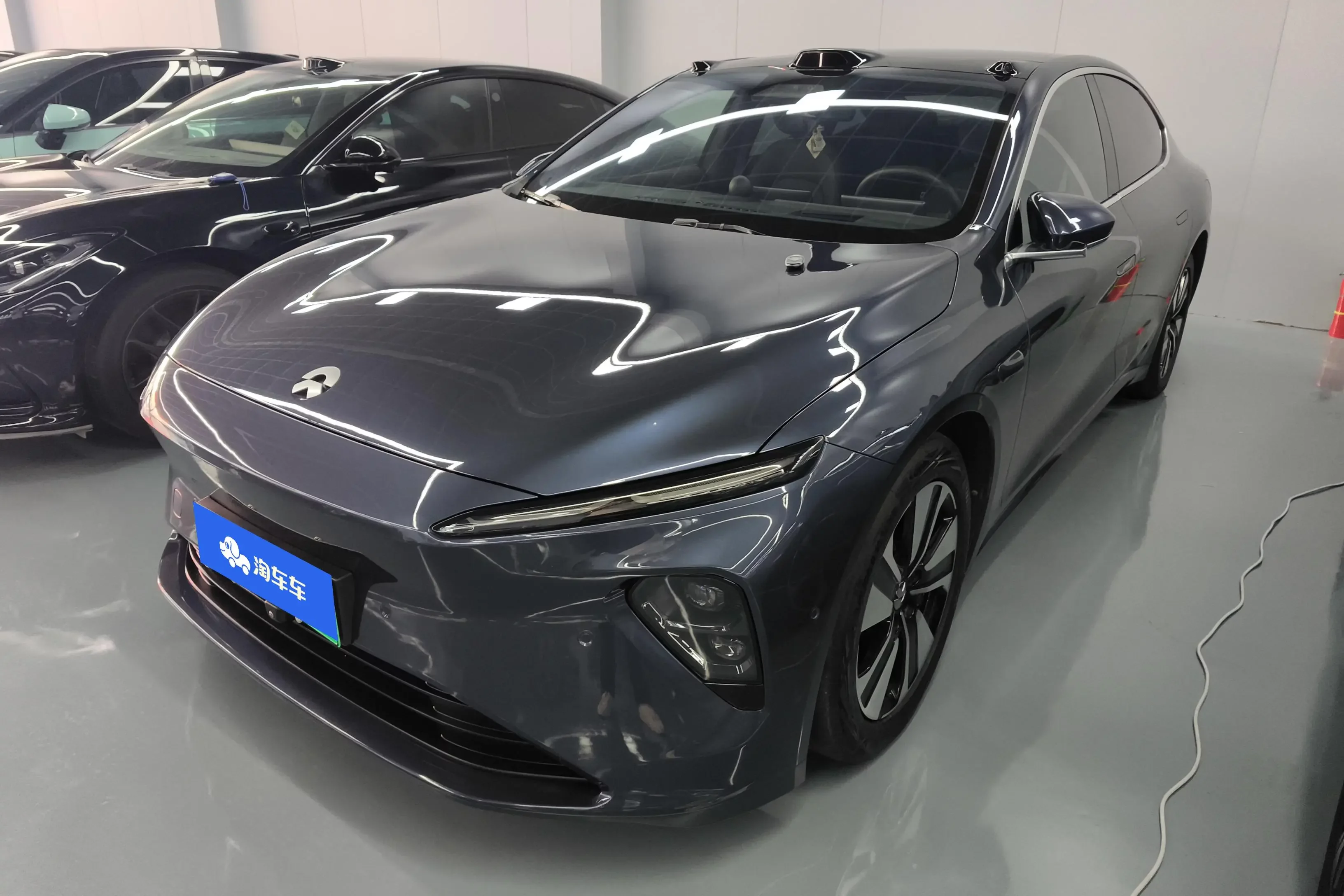 NIO ET7