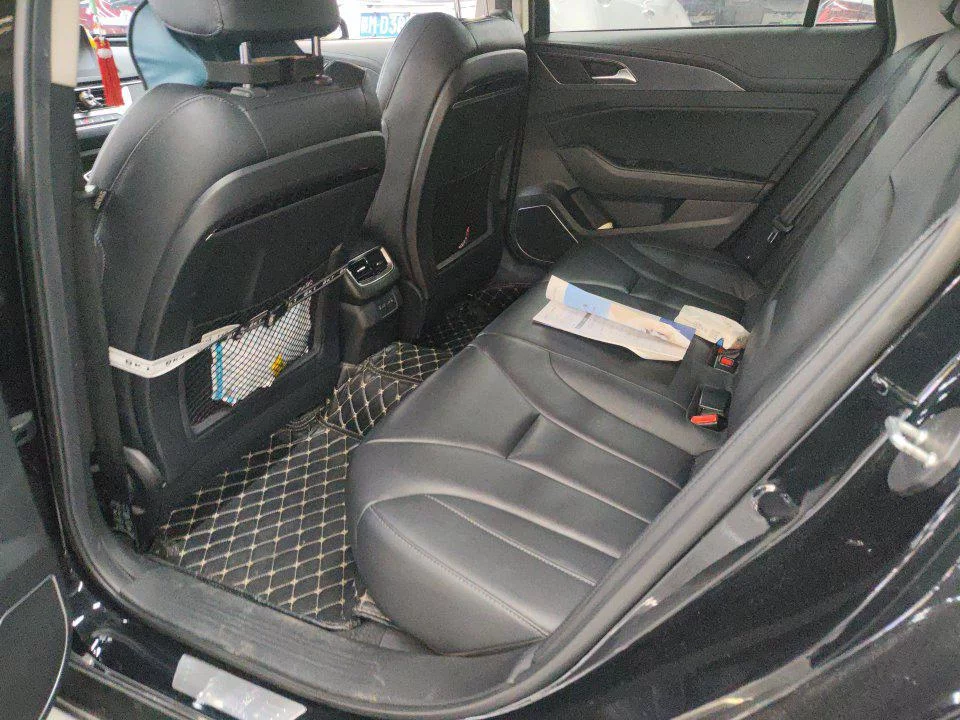 Hongqi H5 classic