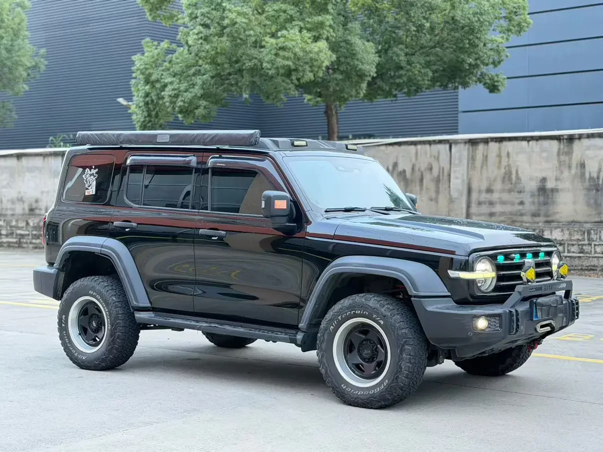 TANK 300