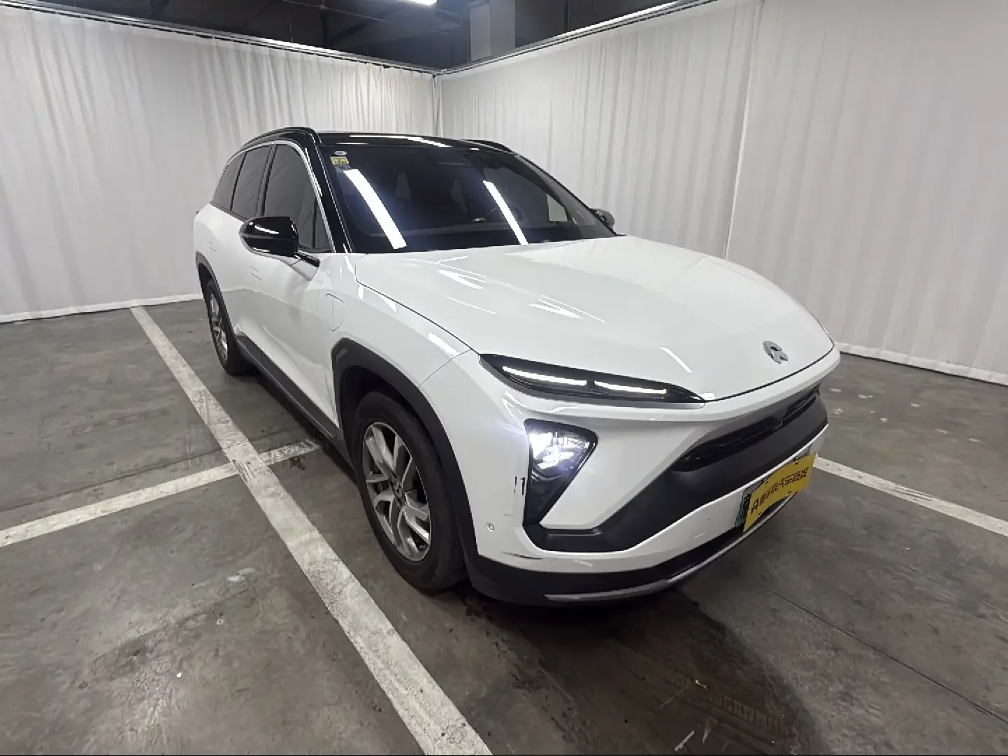 NIO ES6