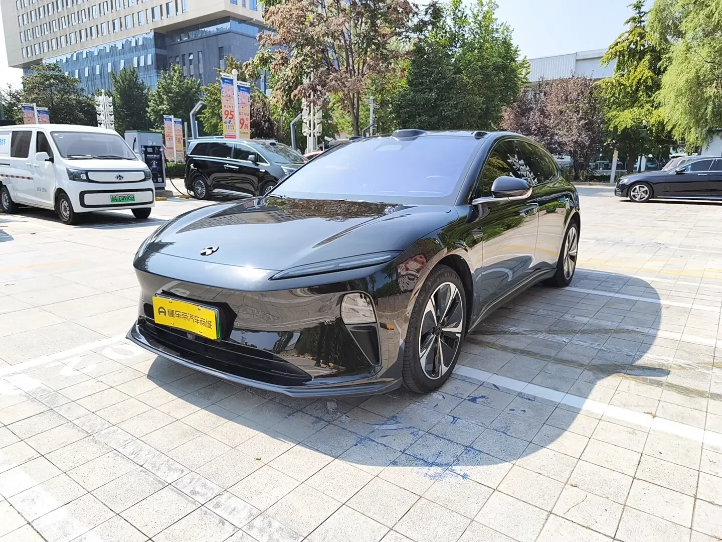 NIO ET5T