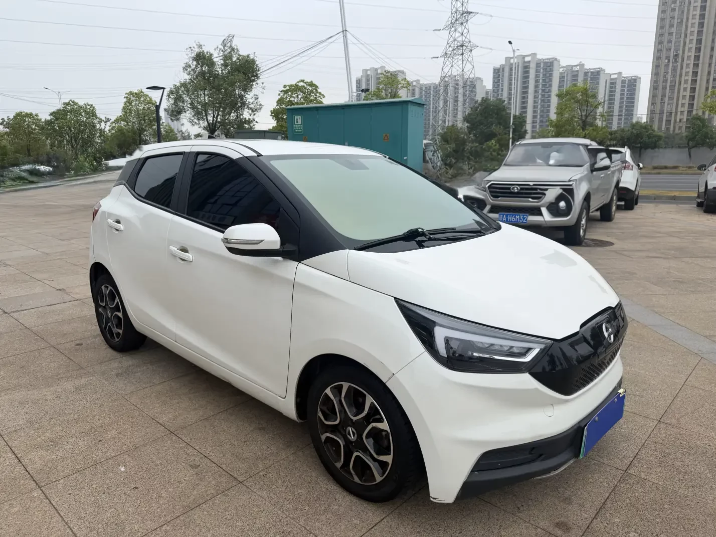 Jiangling Yizhi EV3
