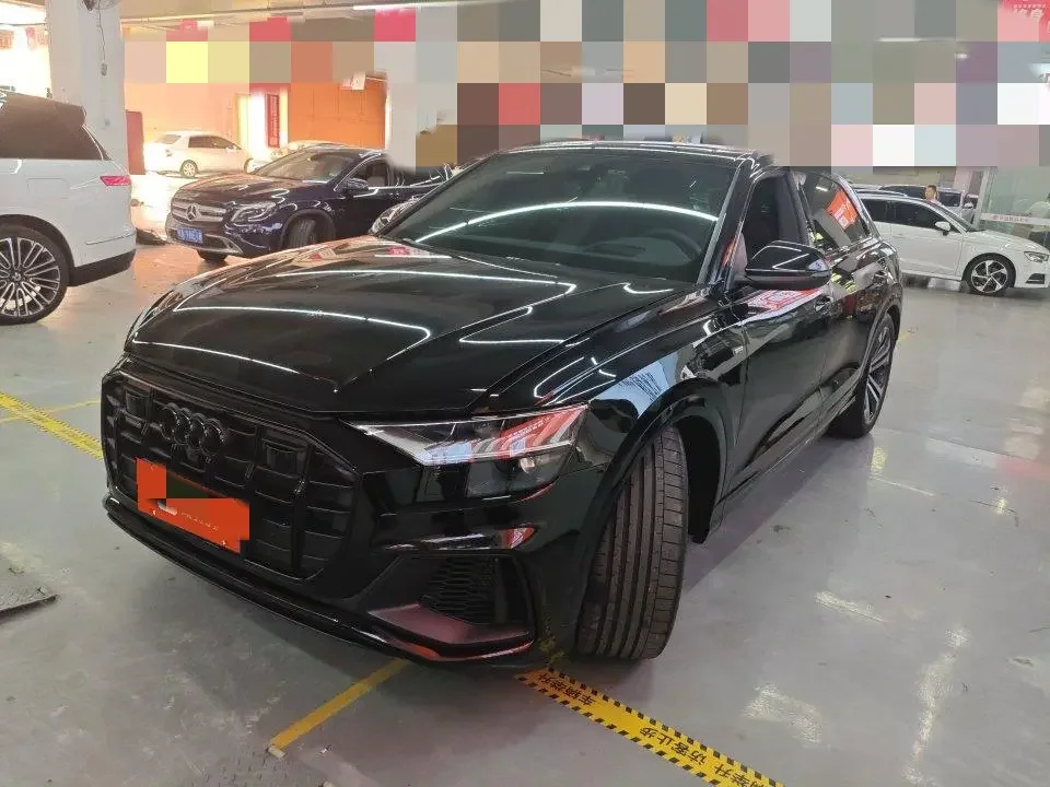 Audi Q8