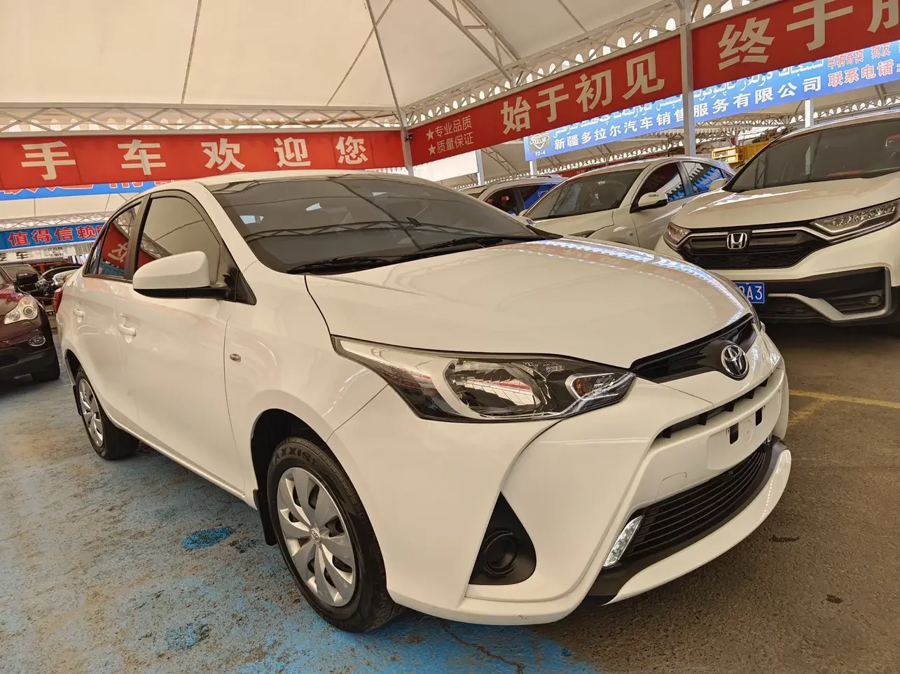 Toyota YARiS L Enjoy