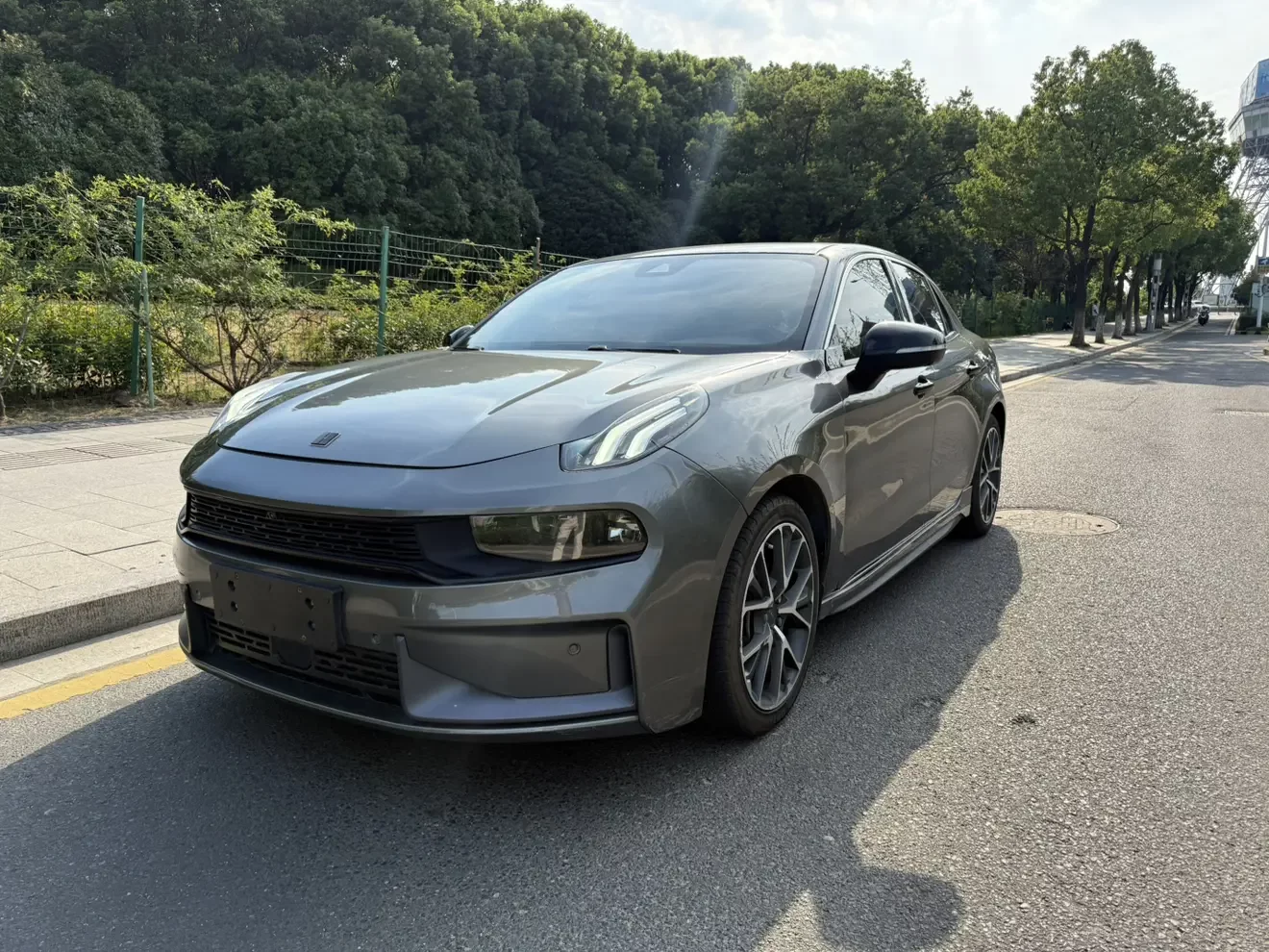 Lynk & Co 03