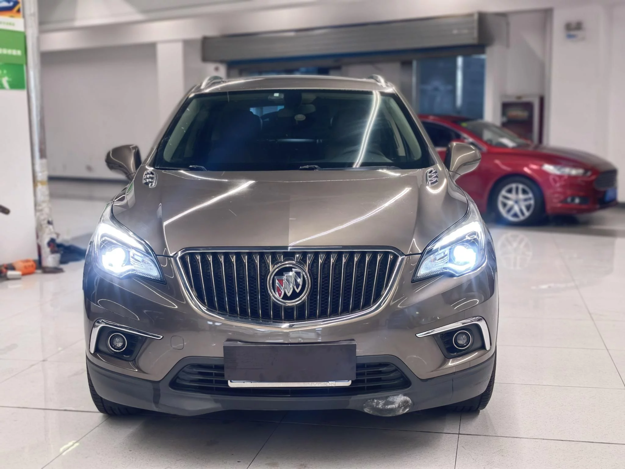Buick Envision  из Китая