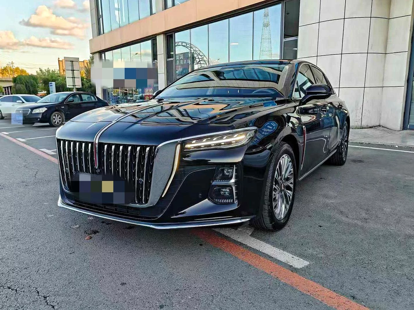Hongqi H5