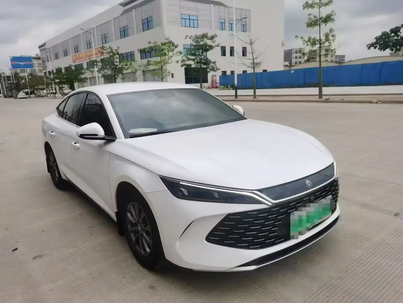 BYD Qin L DM
