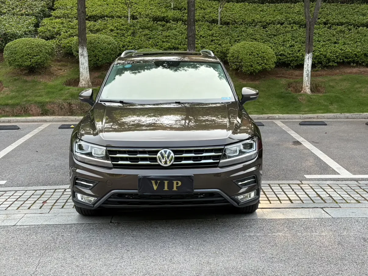 Volkswagen Tiguan L