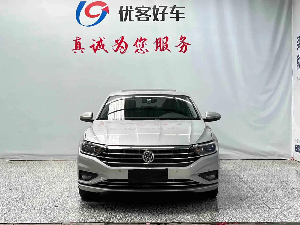 Volkswagen Sagitar