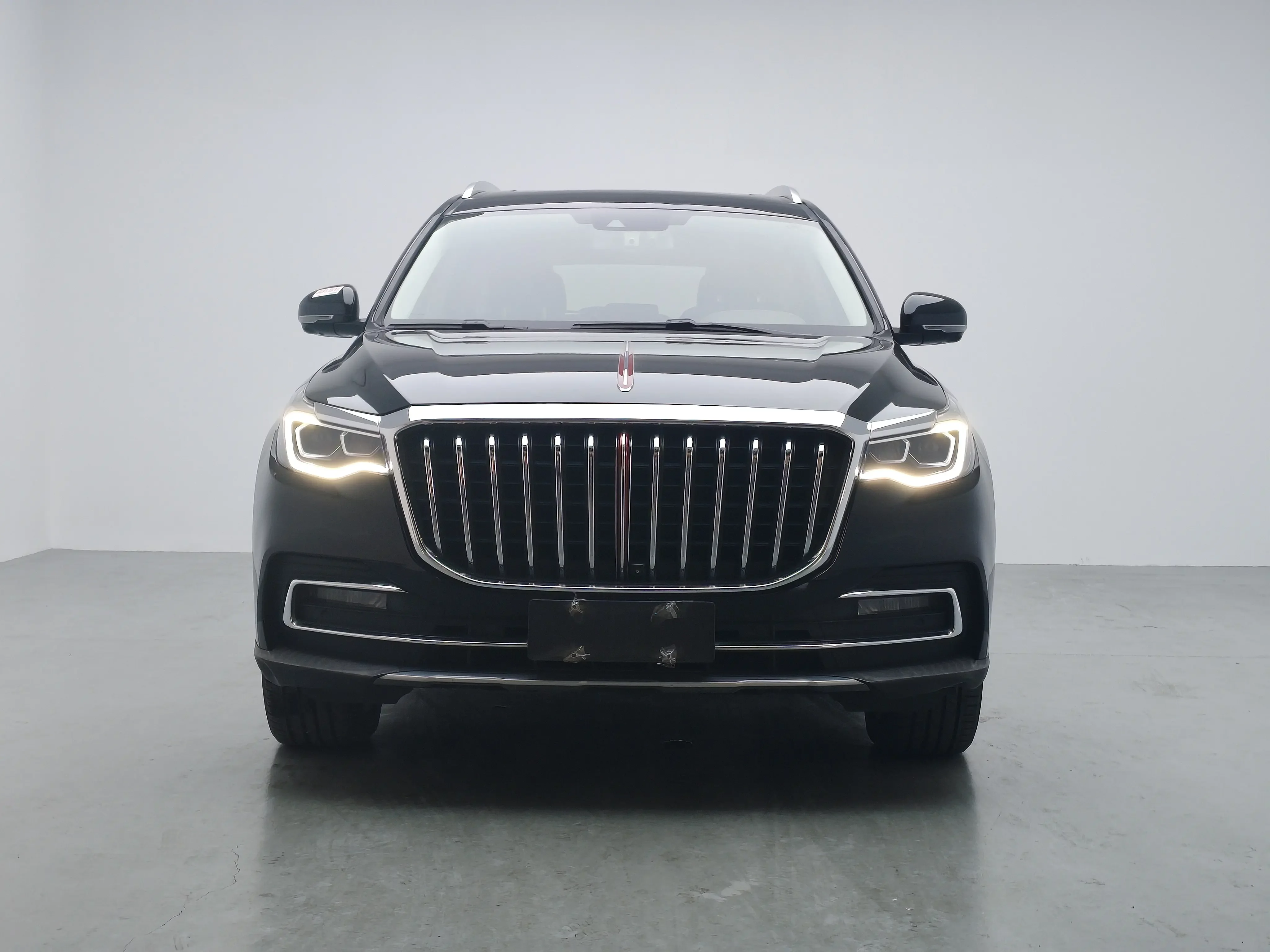 Hongqi HS7