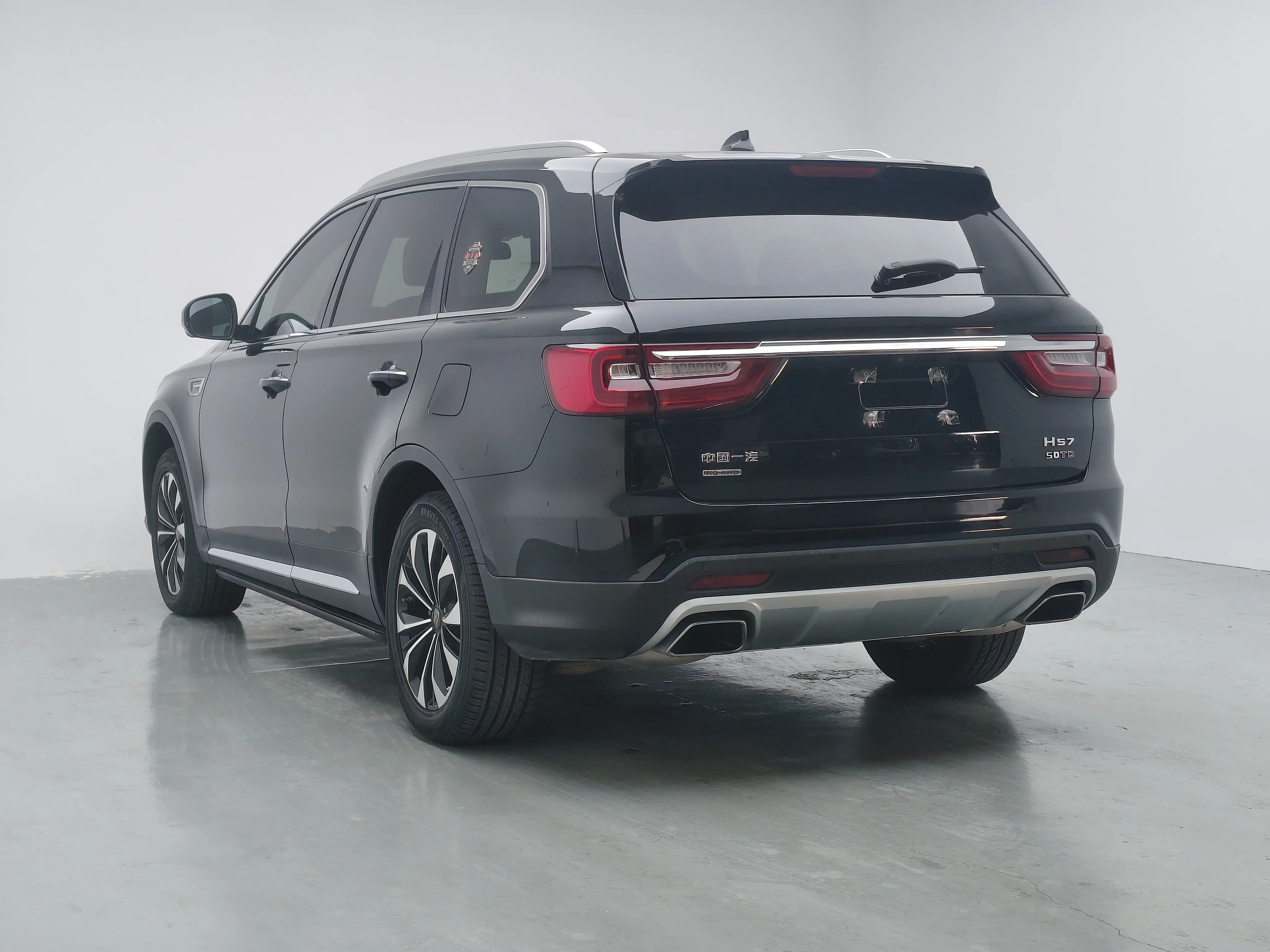 Hongqi HS7