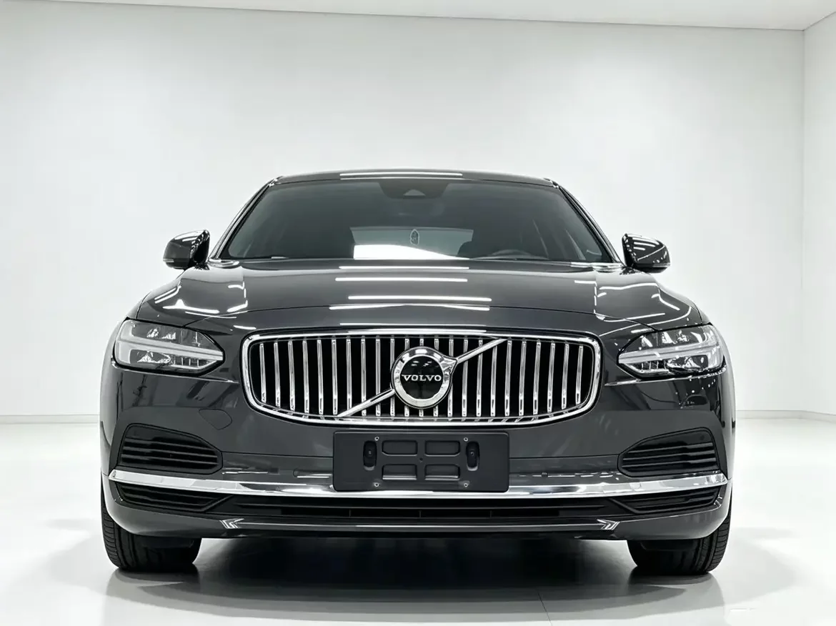Volvo S90 PHEV