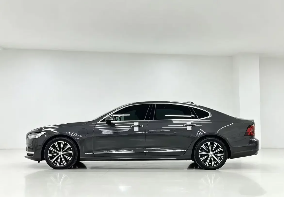 Volvo S90 PHEV