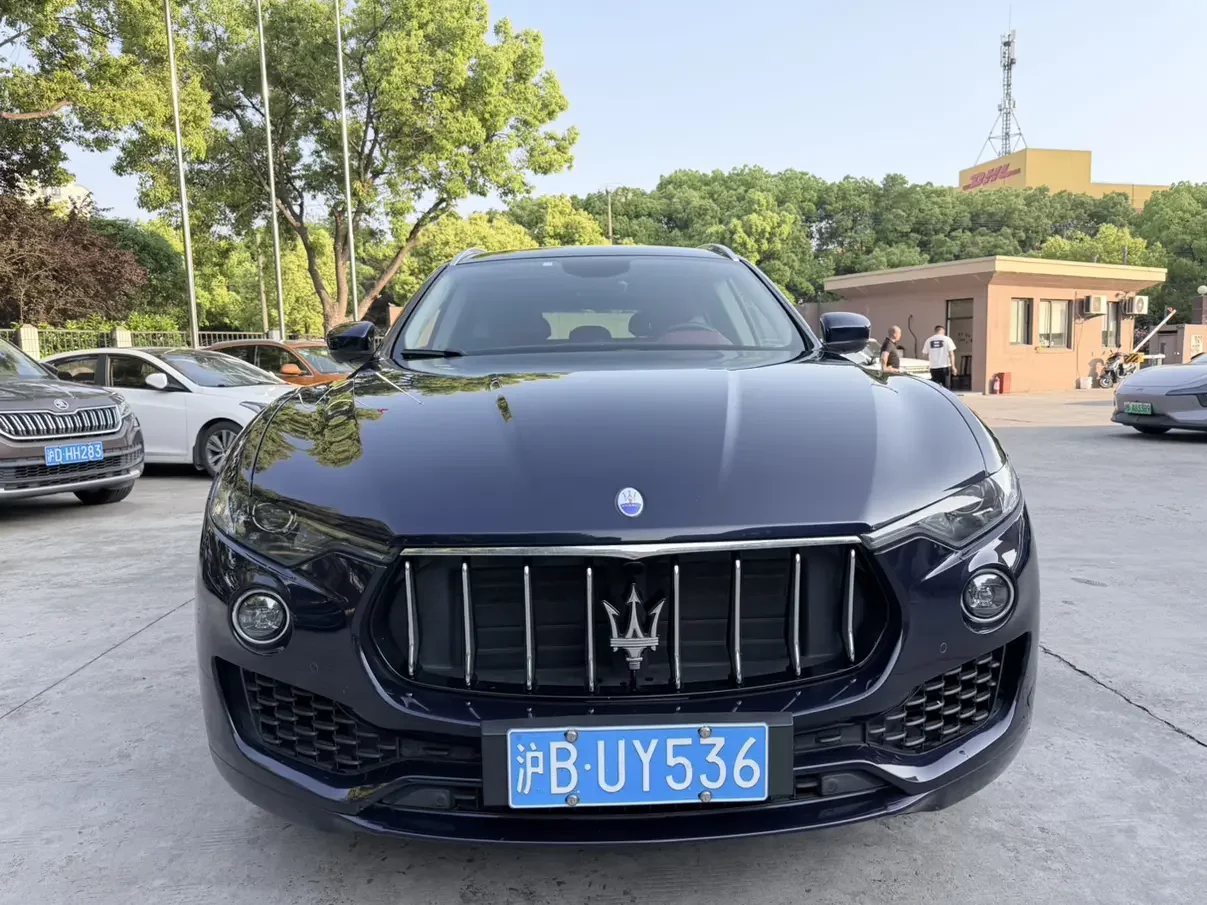 Maserati Levante  из Китая